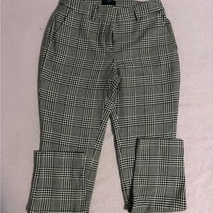 WoMen's Black and White Tahari Plaid Dress Pants